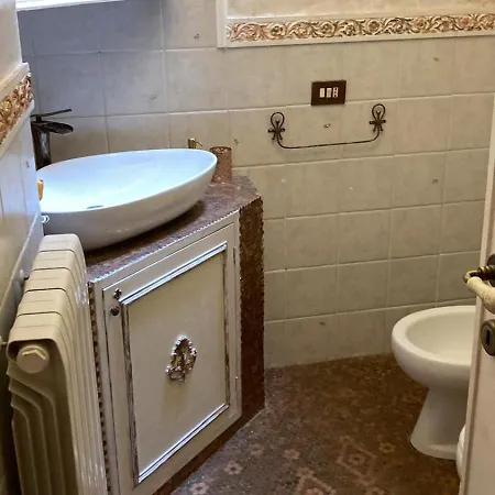 Semesterbostad Casa Guardiola 2 *
